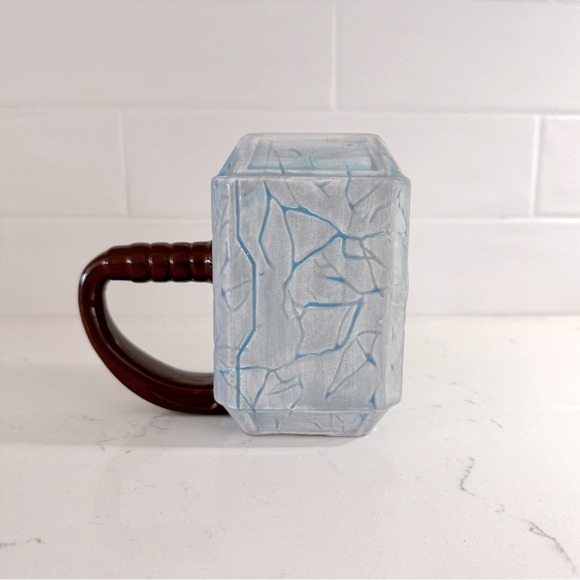Marvel Thor Cracked Mjolnir 16oz. Sculpted Ceramic Mug - Picture 2 of 3